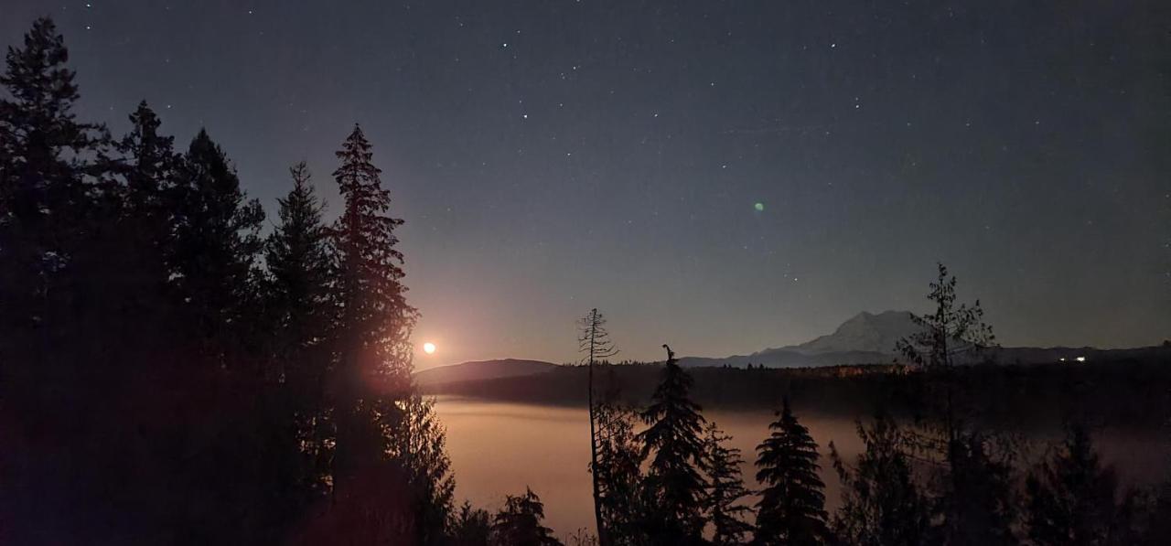 Stunning Mt Rainier Views!Tahoma Ridge Cottage Eatonville Exterior foto