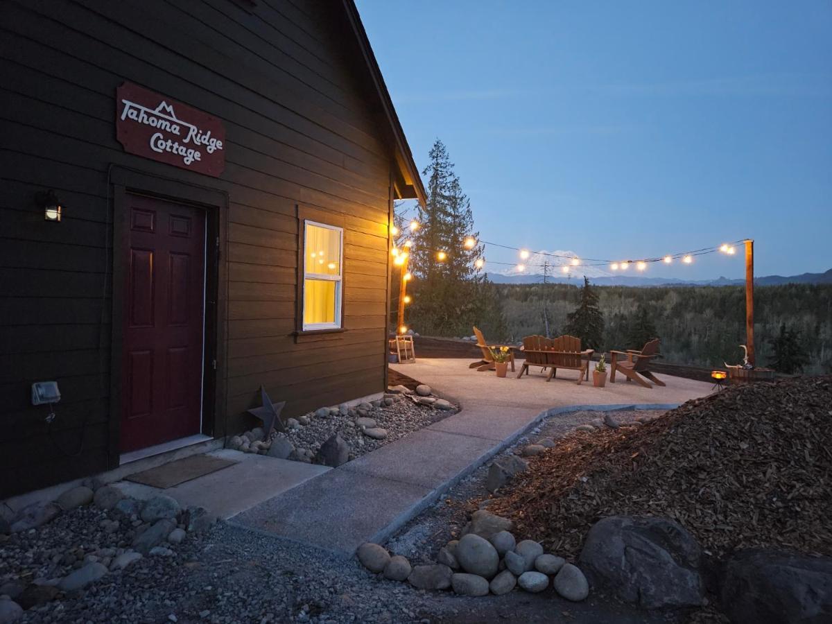 Stunning Mt Rainier Views!Tahoma Ridge Cottage Eatonville Exterior foto