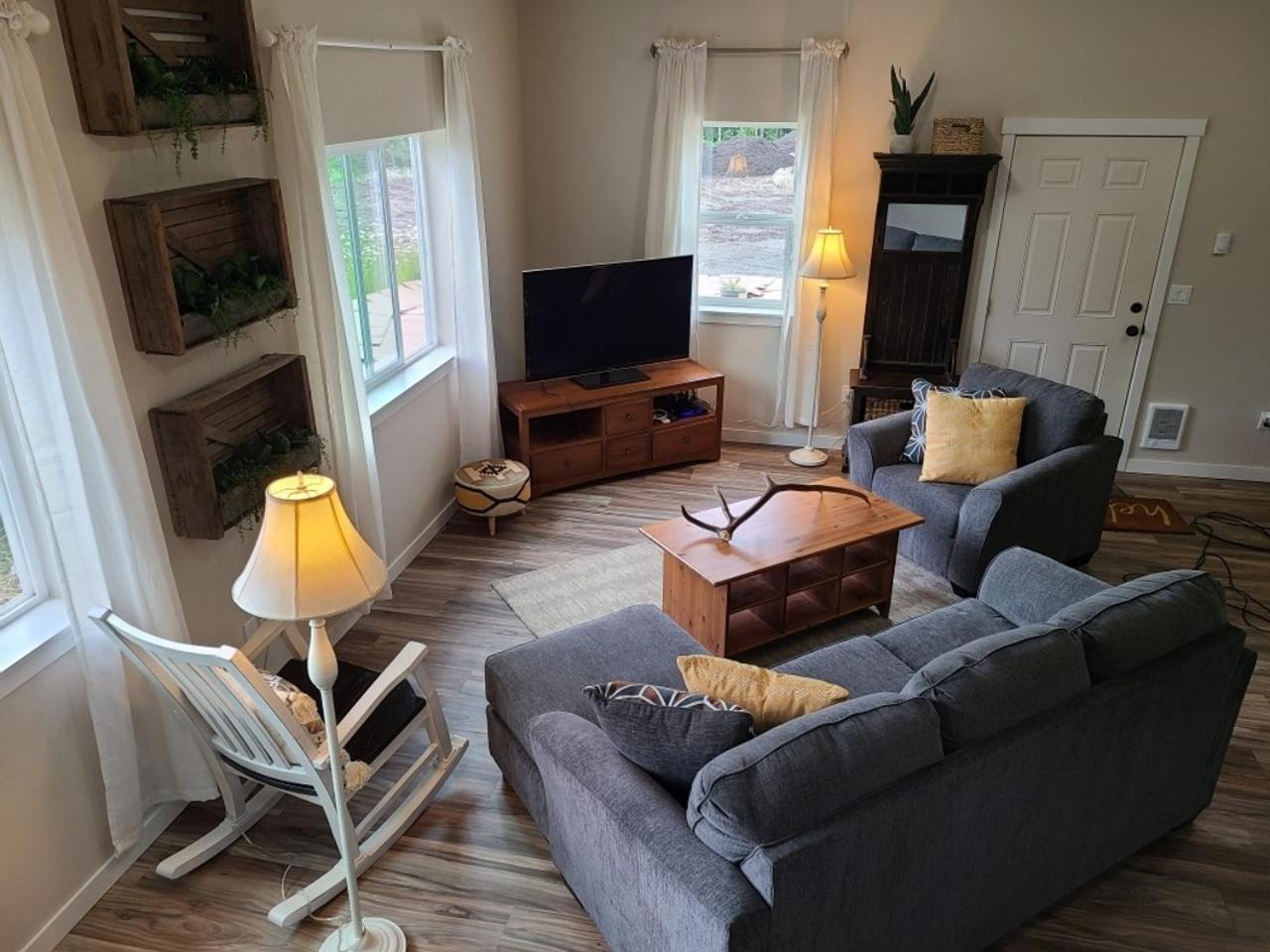 Stunning Mt Rainier Views!Tahoma Ridge Cottage Eatonville Exterior foto